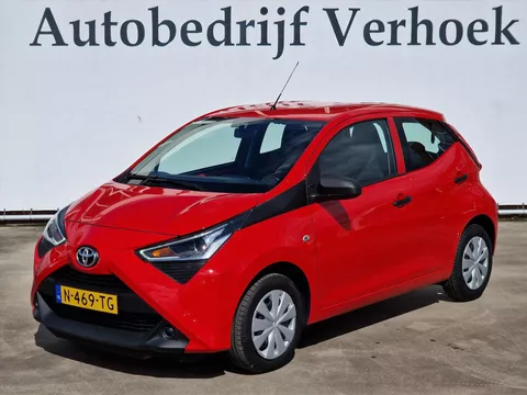 Toyota Aygo 1.0 VVT-i 5-Drs X-Fun Airco - NL Auto - Lage Kmstand!