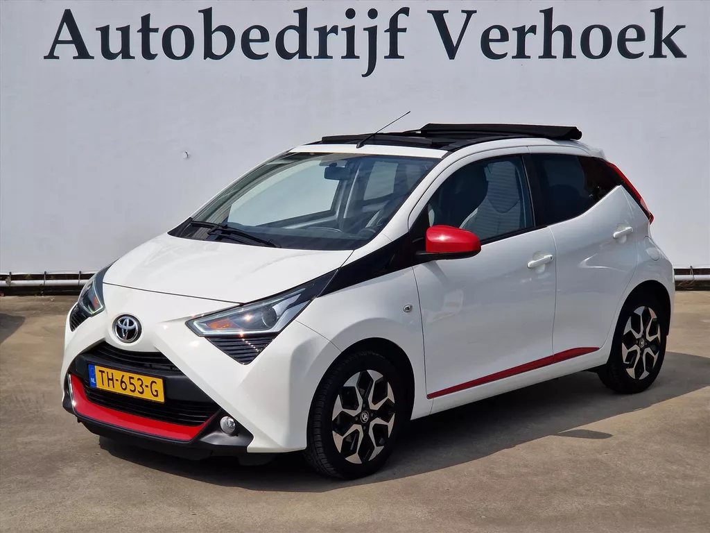 Toyota Aygo 1.0 VVT-i X-First Cabriodak - Airco - Carplay/Android Auto